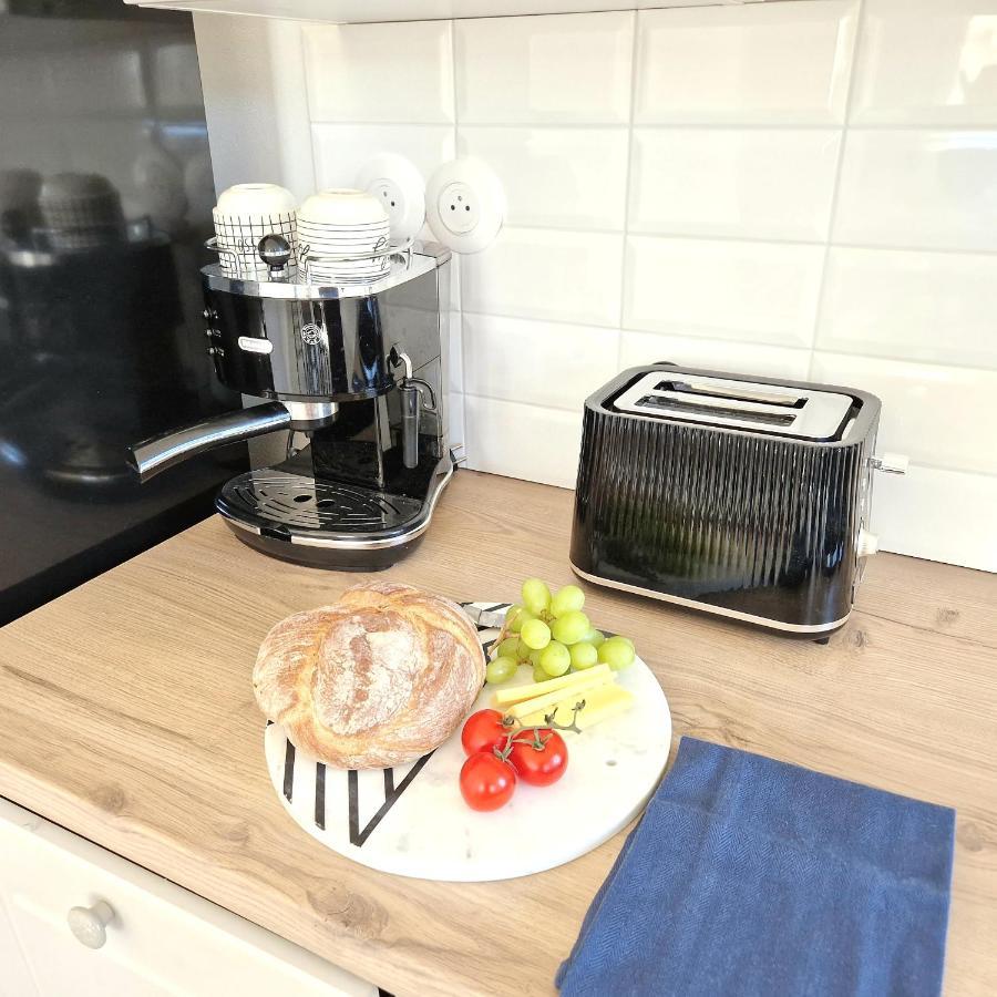 Pencin Villa Follemira Cz - Kitchen - Garden - Bike Storage المظهر الخارجي الصورة