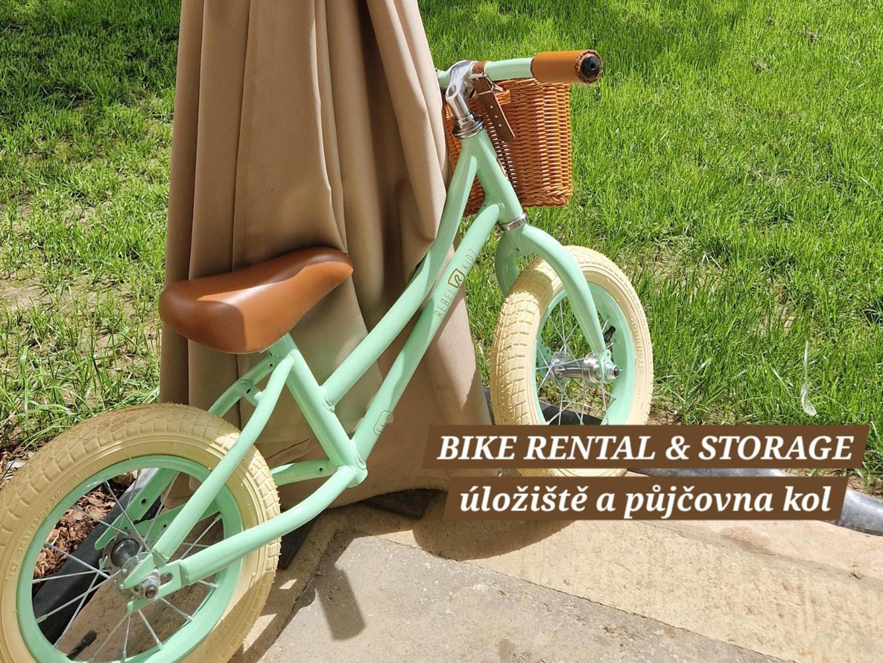 Pencin Villa Follemira Cz - Kitchen - Garden - Bike Storage المظهر الخارجي الصورة